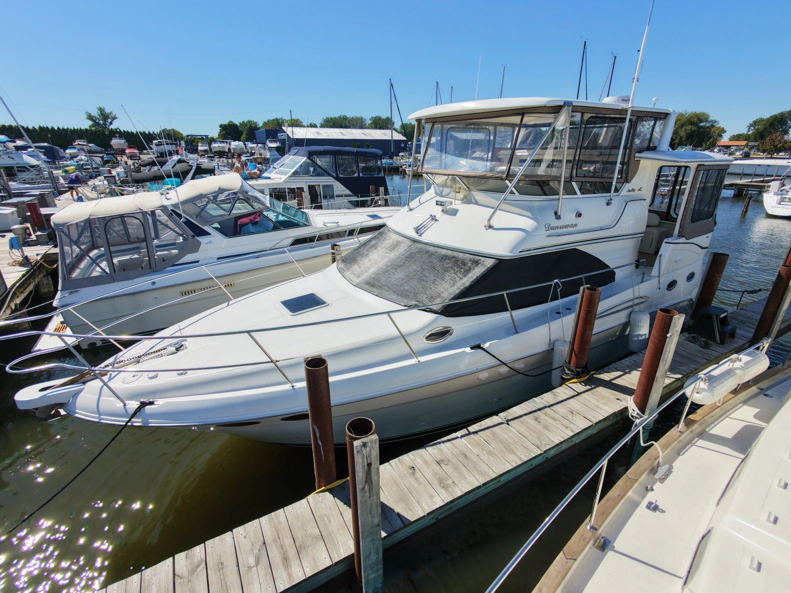 2000 Sea Ray 380 Aft Cabin