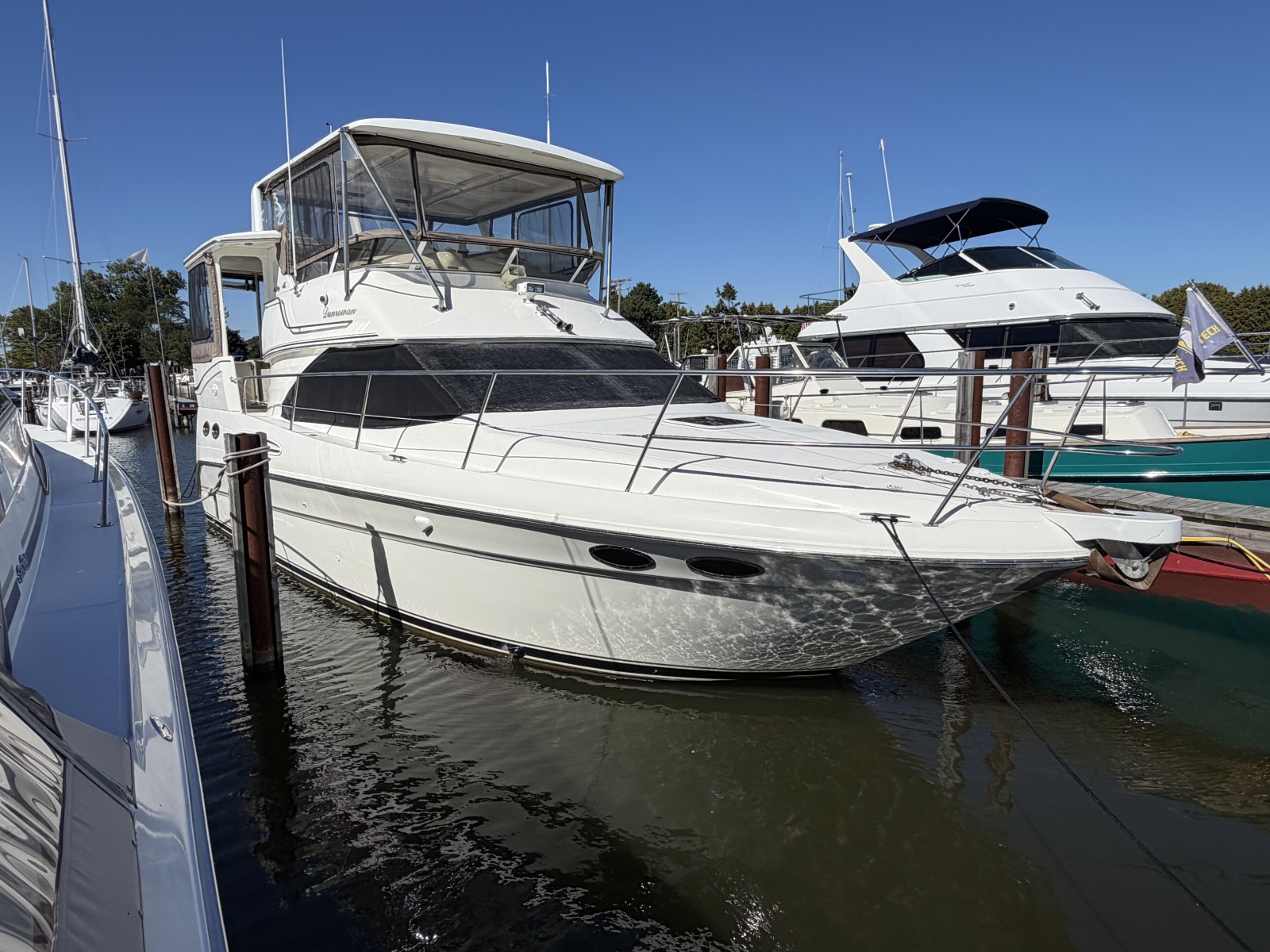 2000 Sea Ray 380 Aft Cabin
