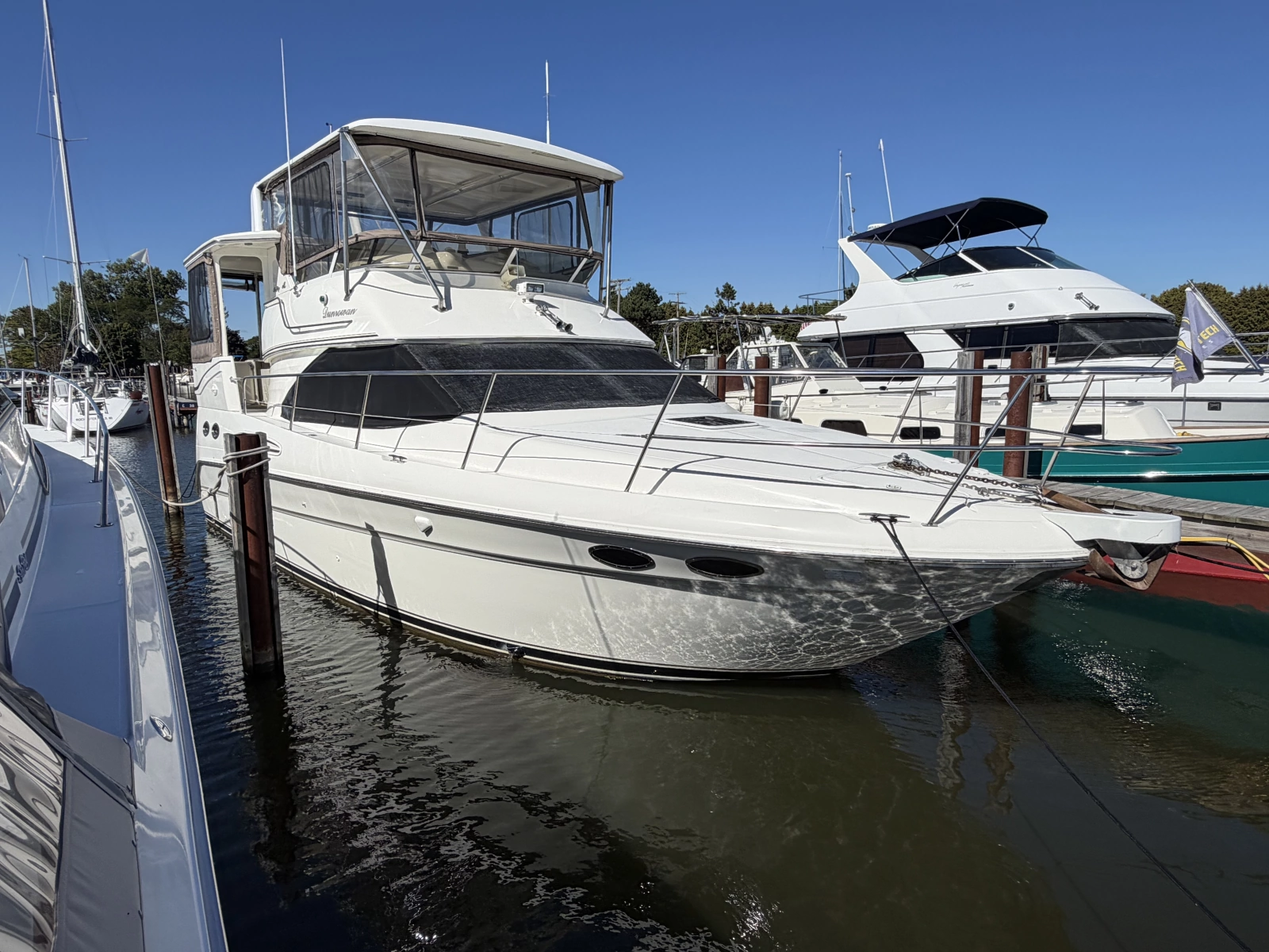 2000 Sea Ray 380 Aft Cabin