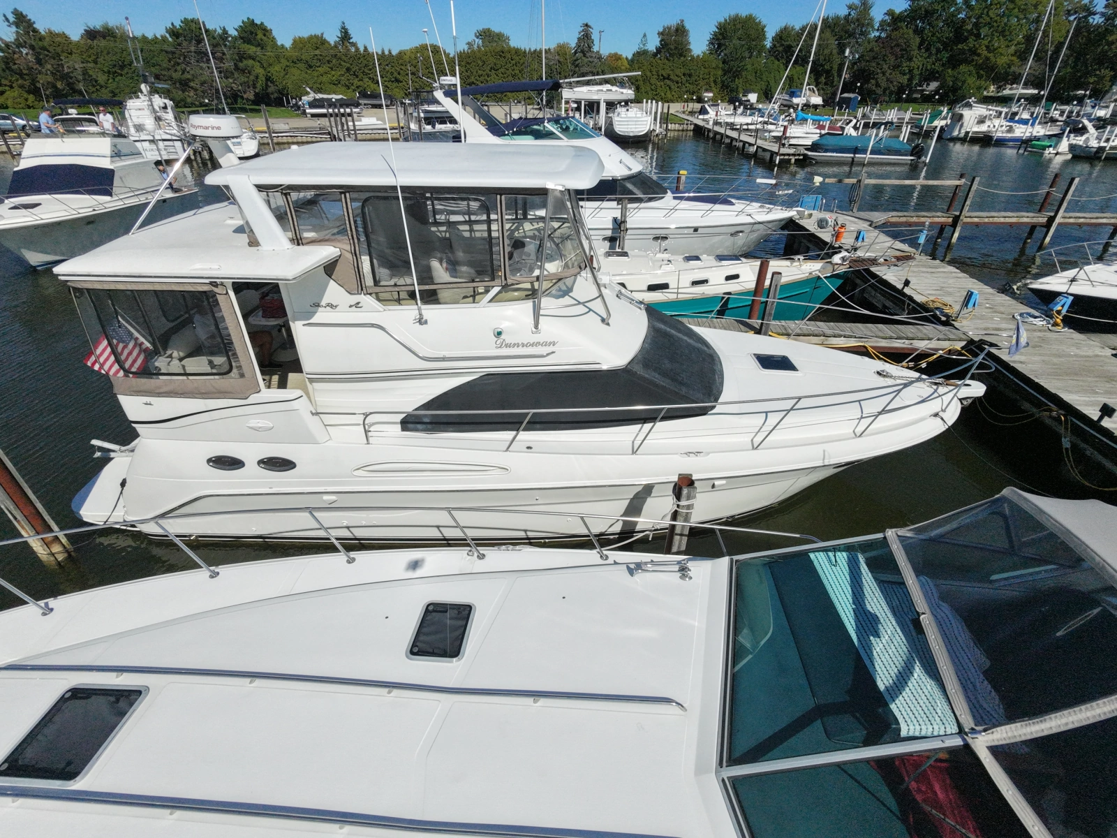 2000 Sea Ray 380 Aft Cabin