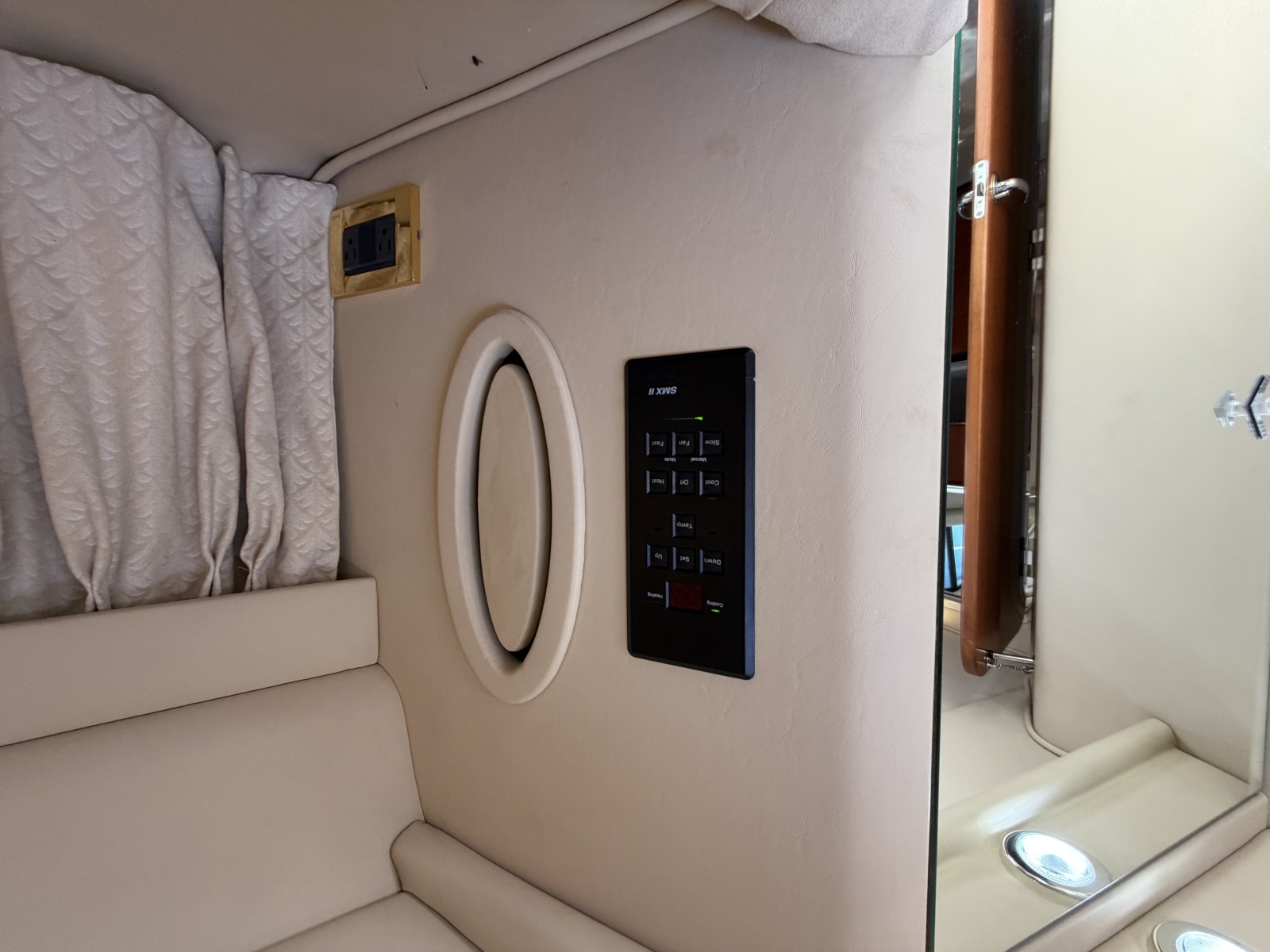 2000 Sea Ray 380 Aft Cabin