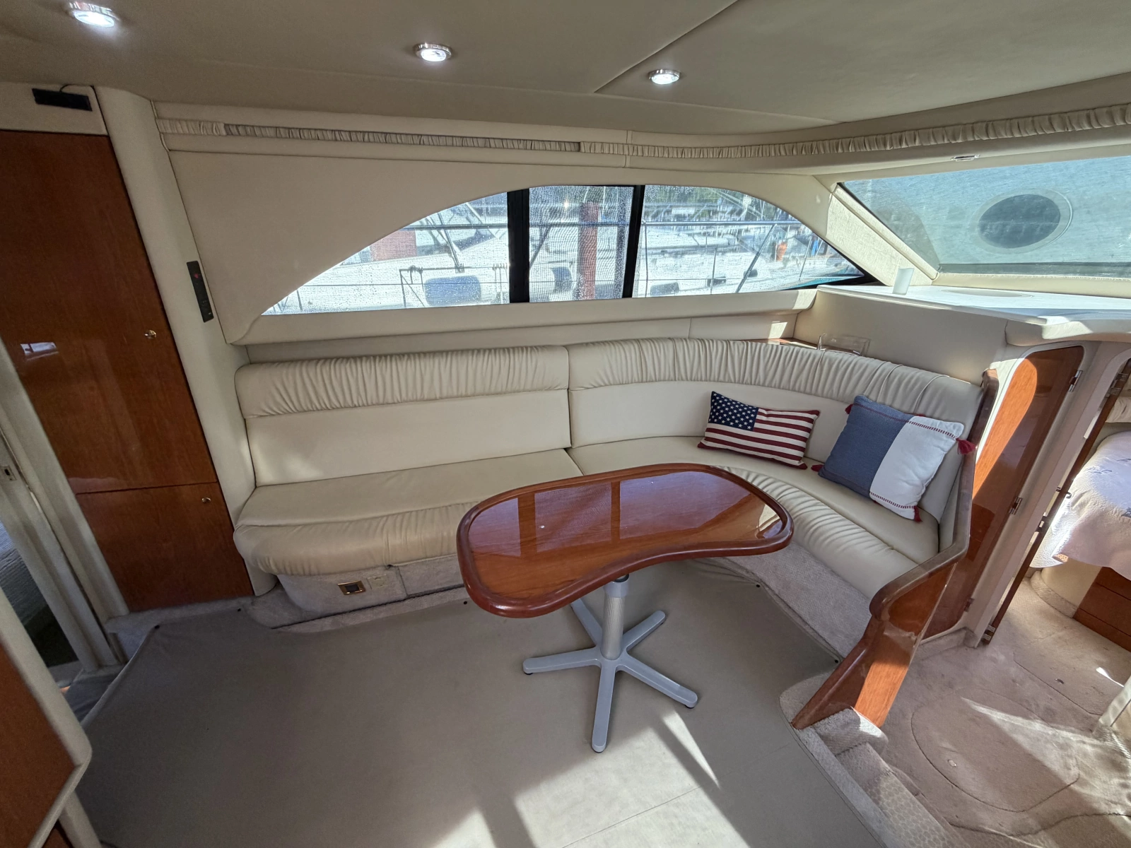 2000 Sea Ray 380 Aft Cabin