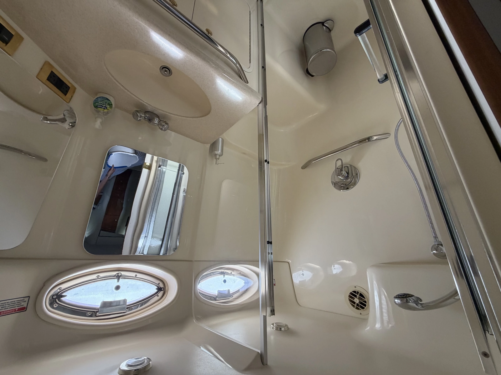 2000 Sea Ray 380 Aft Cabin