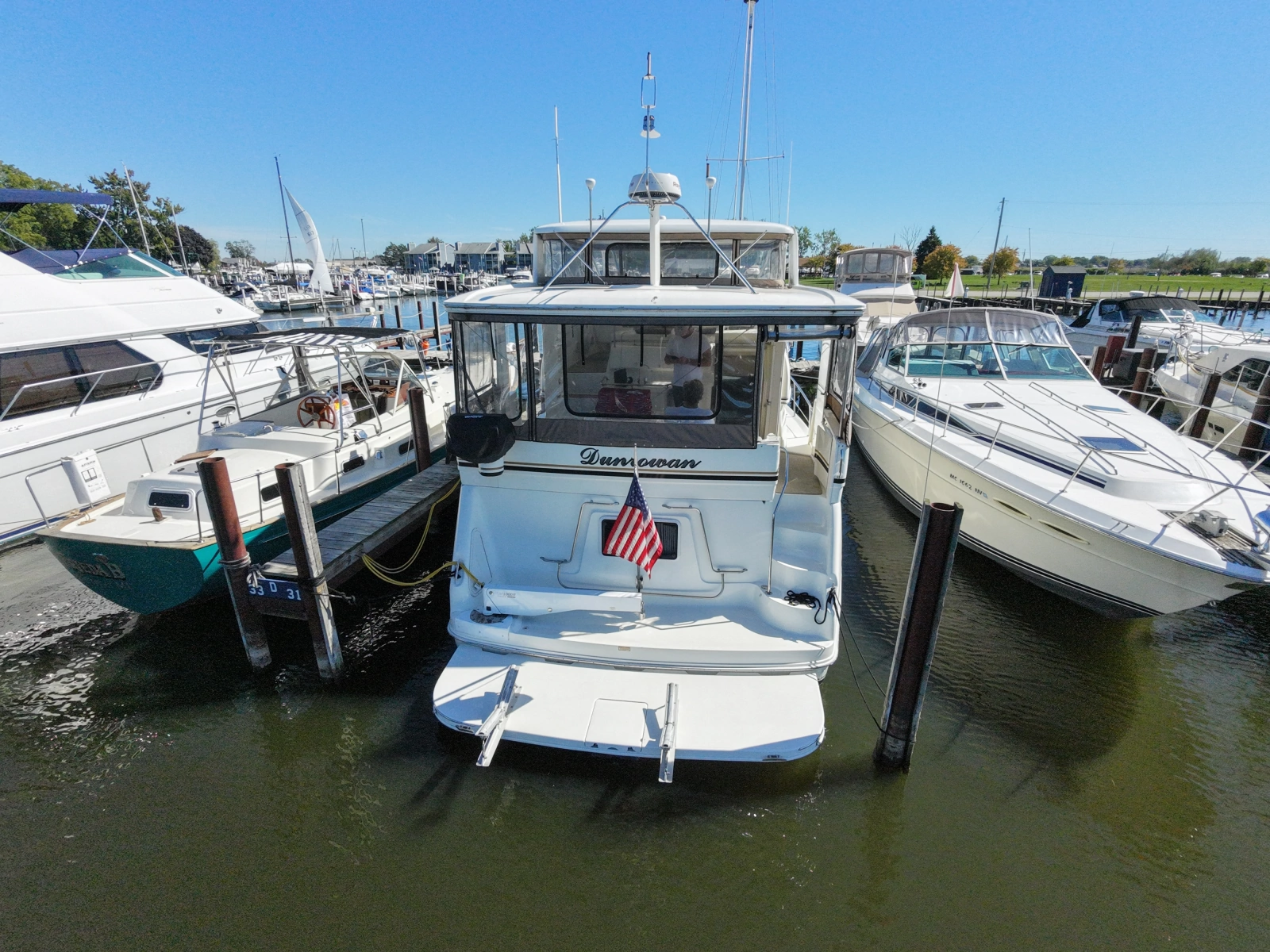 Marina Overview - Vessel in Slip