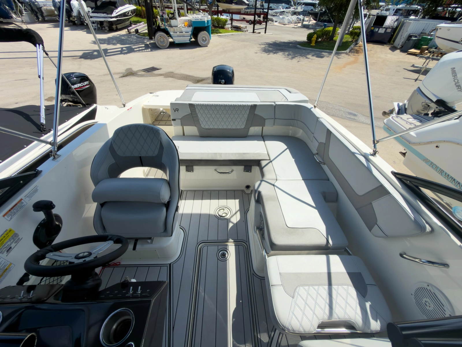 20ft Bayliner Yacht For Sale