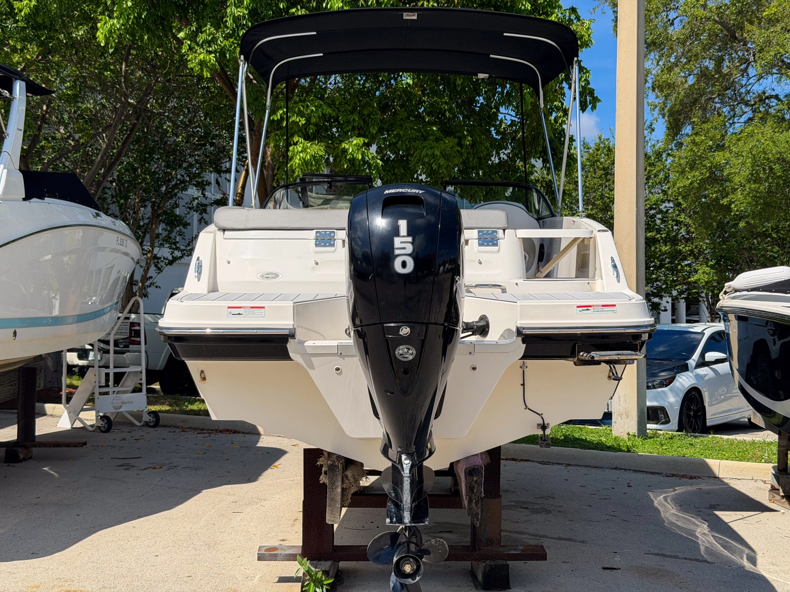 20ft Bayliner Yacht For Sale