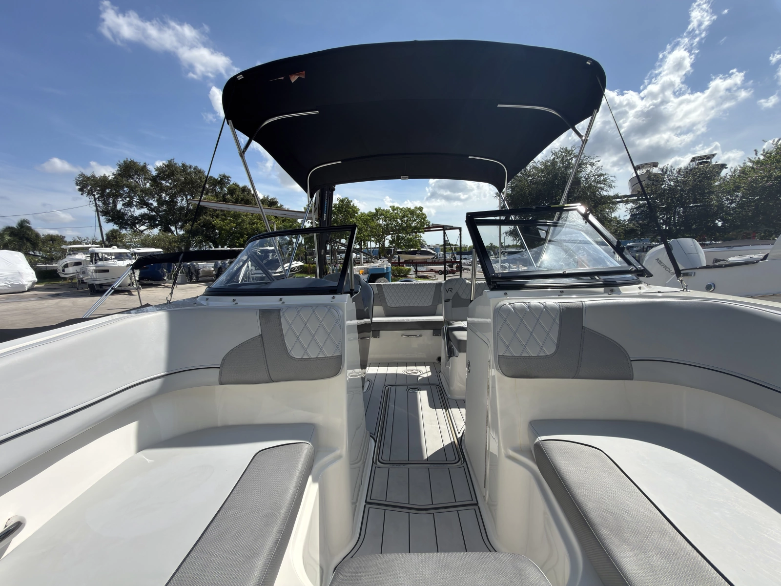 20ft Bayliner Yacht For Sale