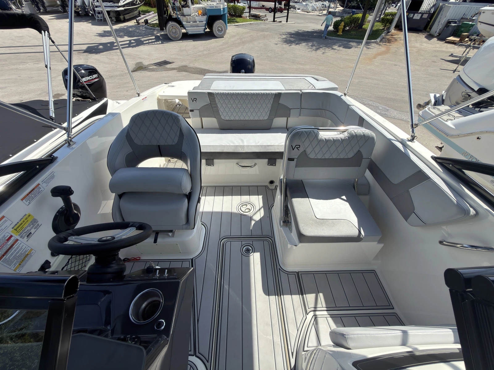 20ft Bayliner Yacht For Sale