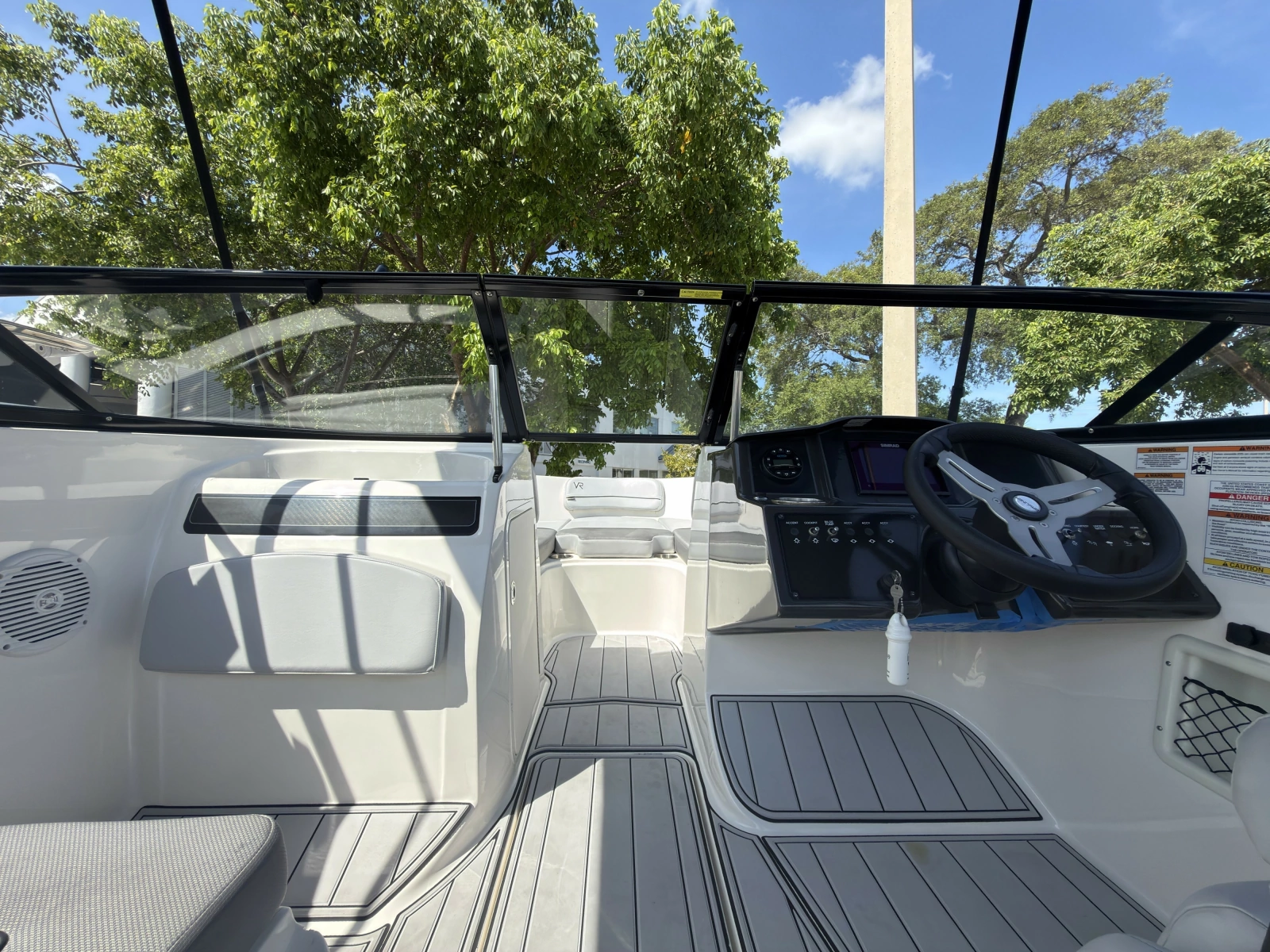20ft Bayliner Yacht For Sale