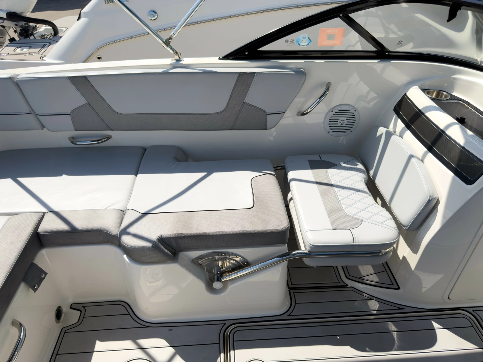 20ft Bayliner Yacht For Sale