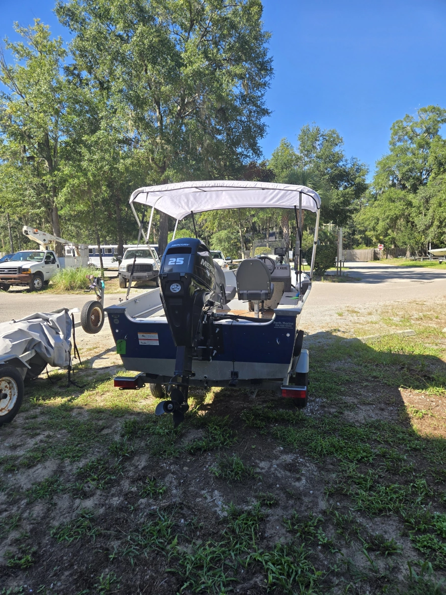 2020 Lund 1600 Fury