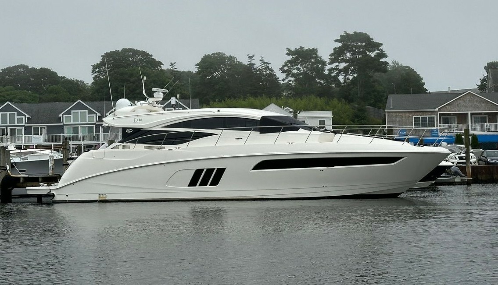 2018 Sea Ray L590
