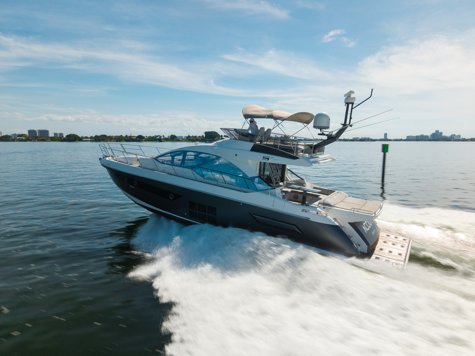 2022 Azimut S6