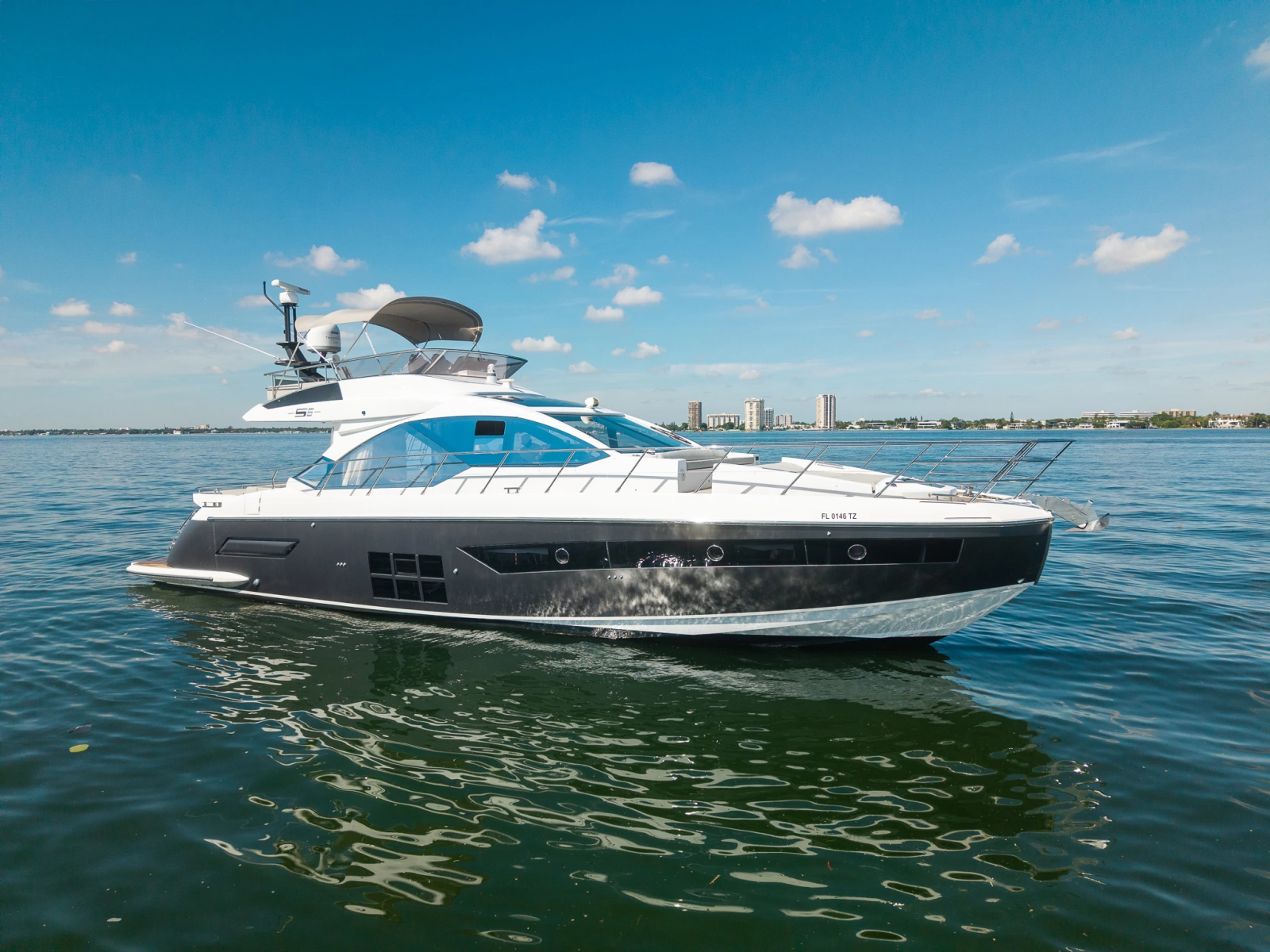 2022 Azimut S6
