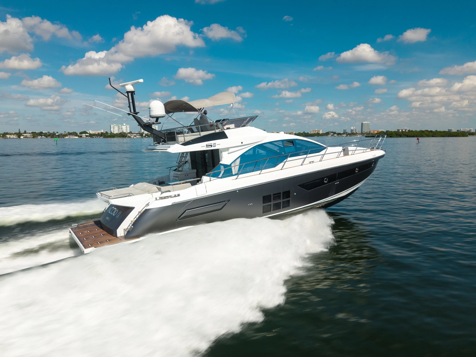 2022 Azimut S6