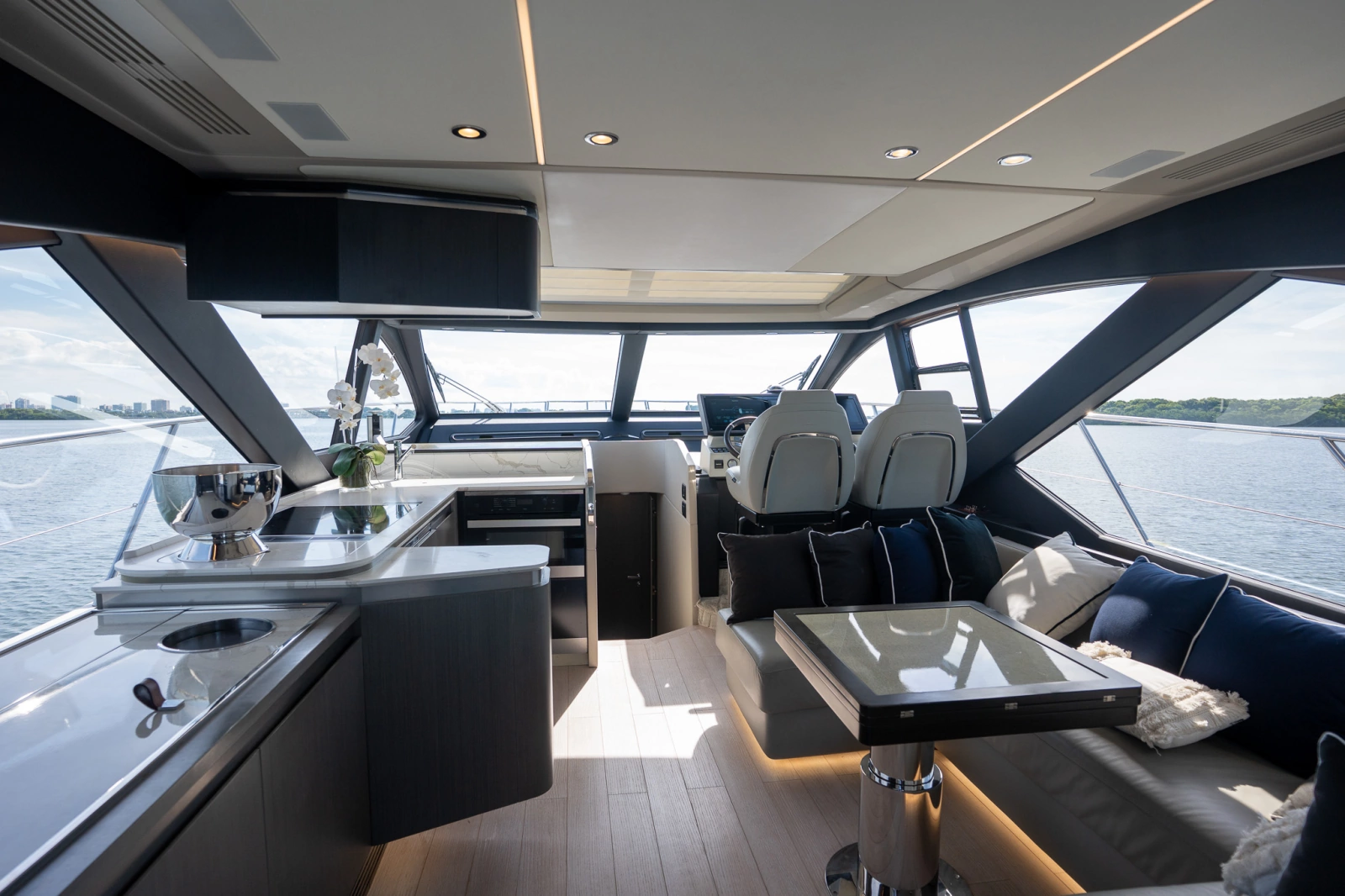 2022 Azimut S6