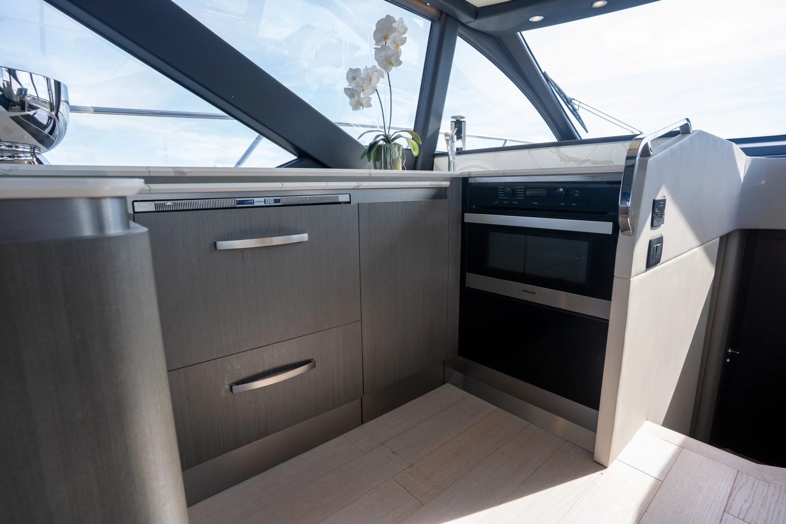 2022 Azimut S6