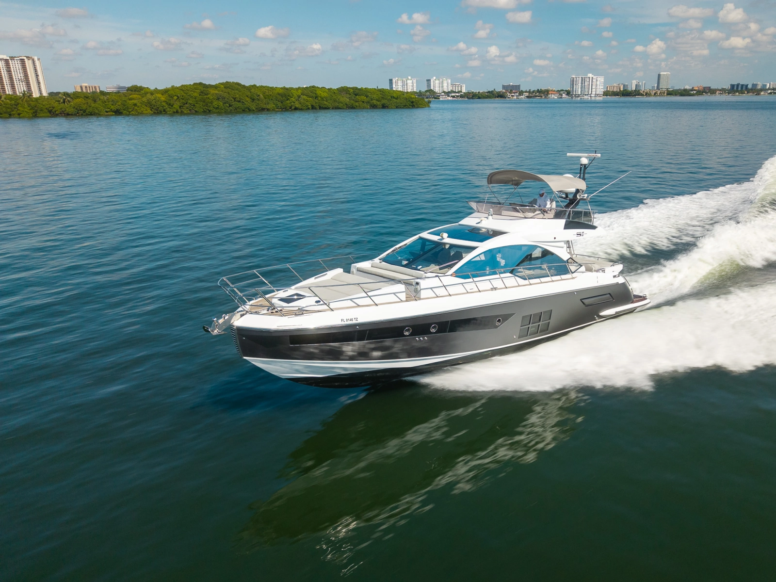 2022 Azimut S6