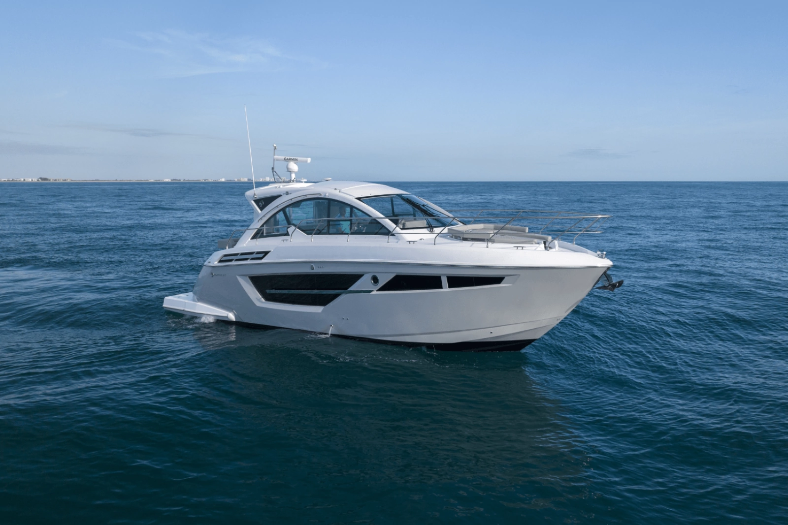 2025 Cruisers Yachts 50 Cantius