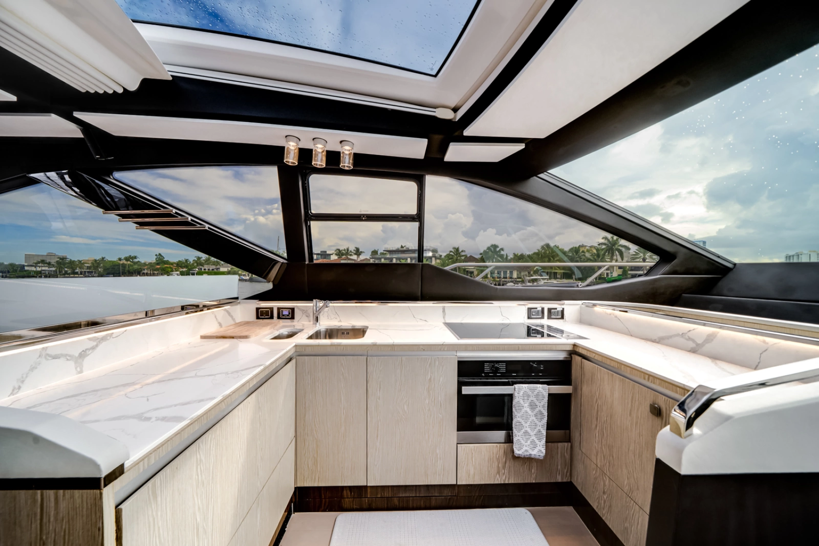 2019 Azimut S7