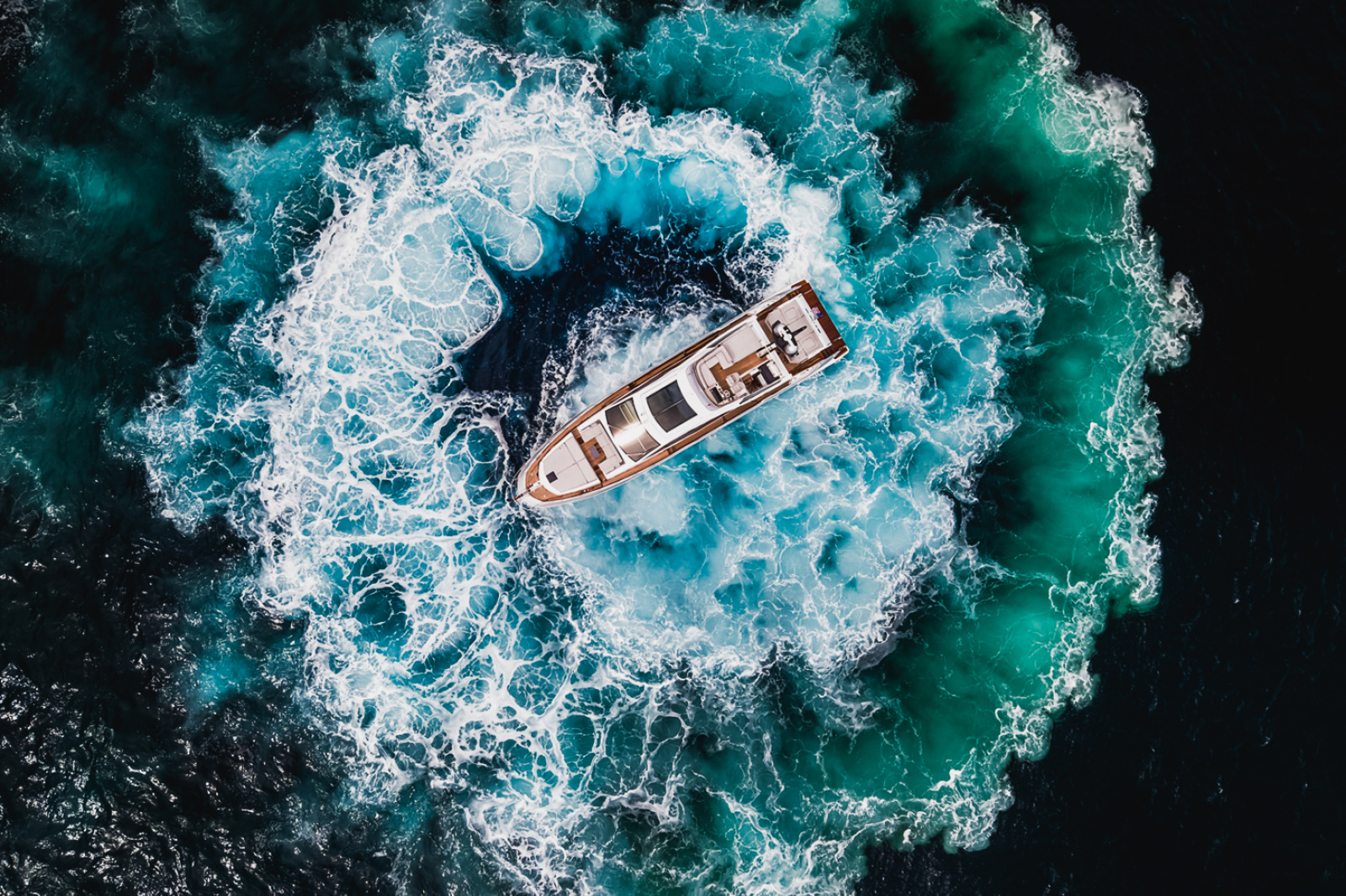 2019 Azimut S7