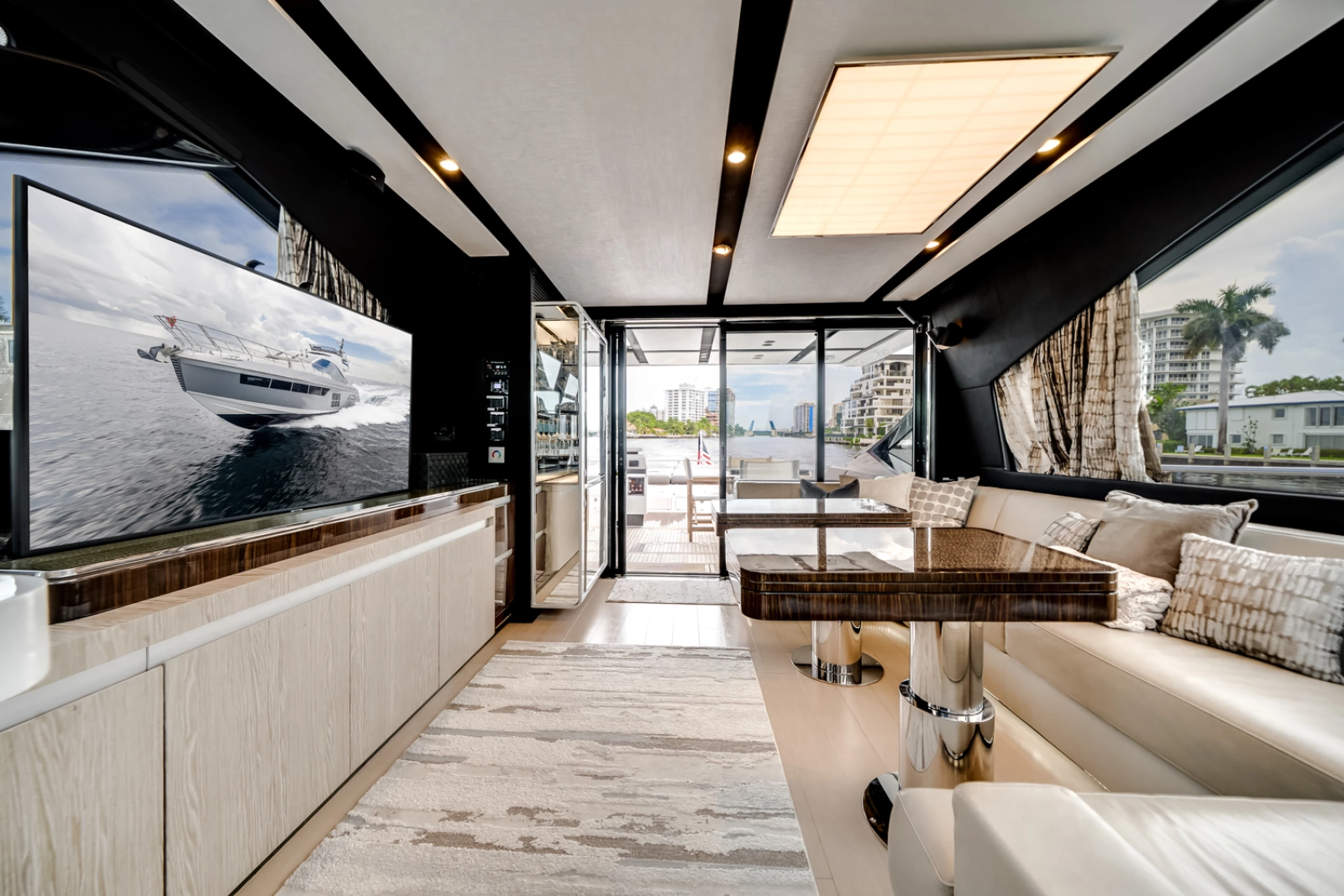 2019 Azimut S7