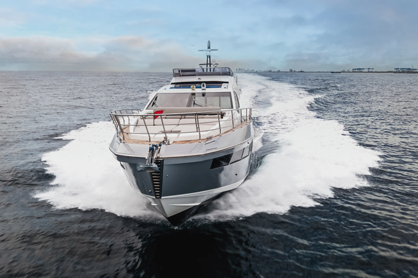 2019 Azimut S7