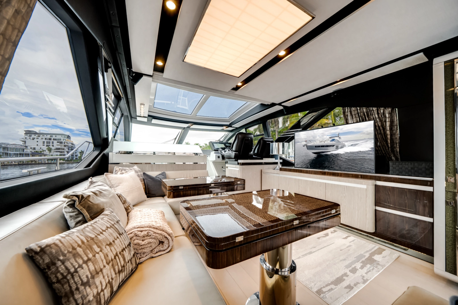2019 Azimut S7