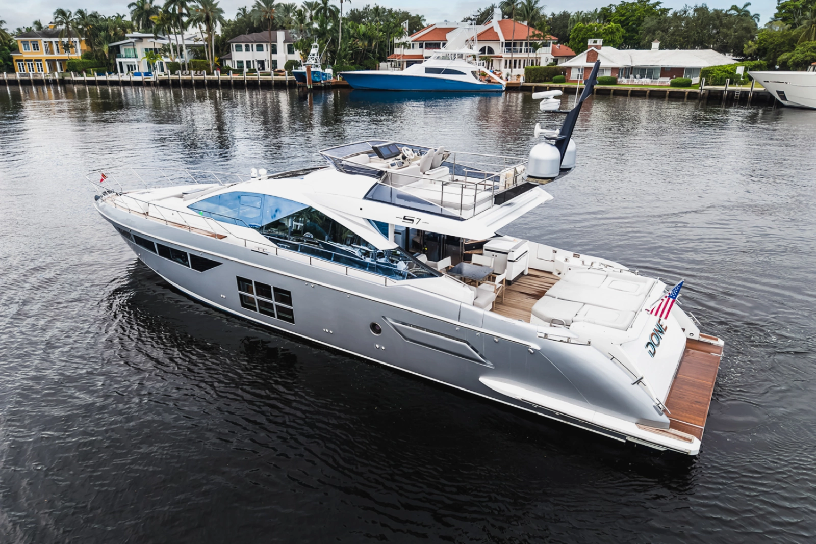 2019 Azimut S7
