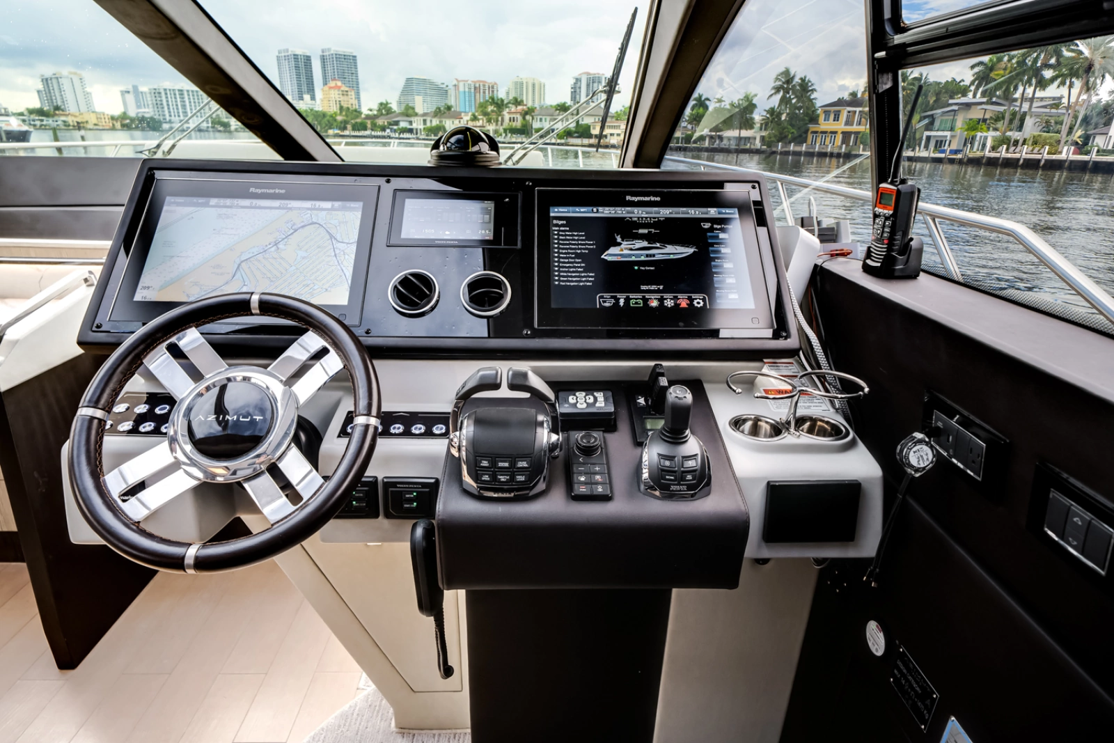 2019 Azimut S7