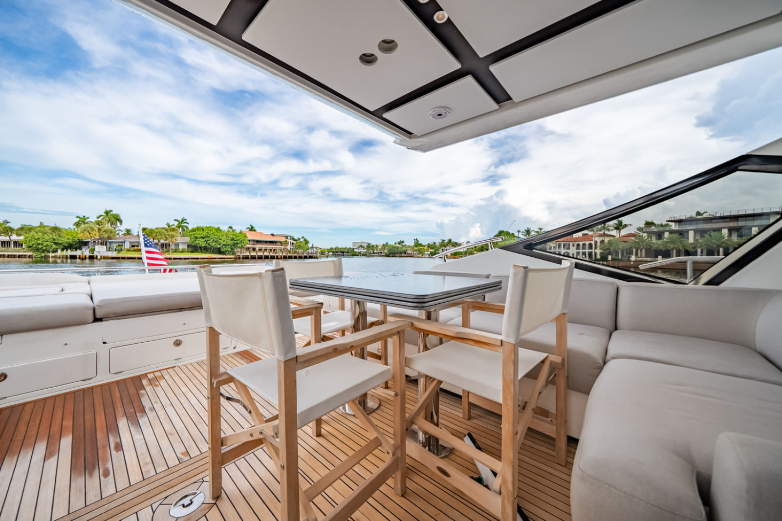 2019 Azimut S7