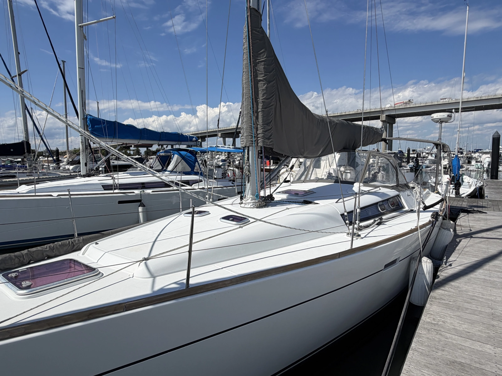 Island Flyer 40ft Wauquiez Yacht For Sale