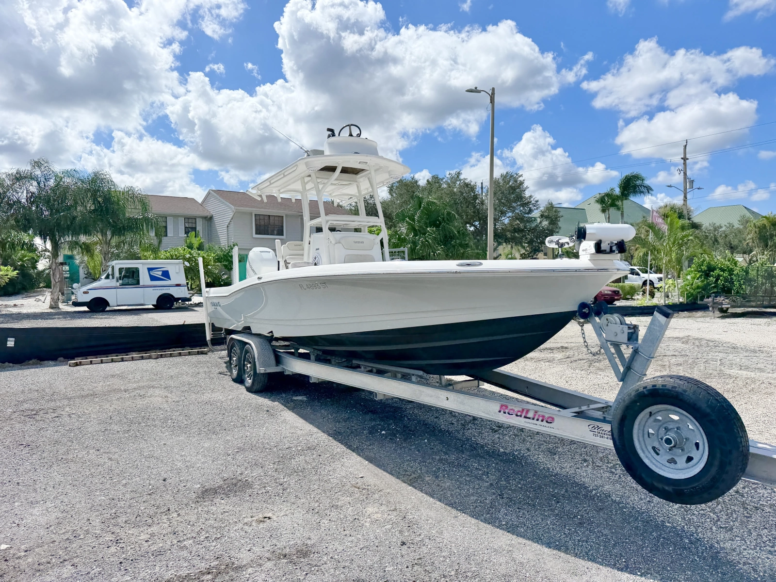 28ft Caymas Yacht For Sale