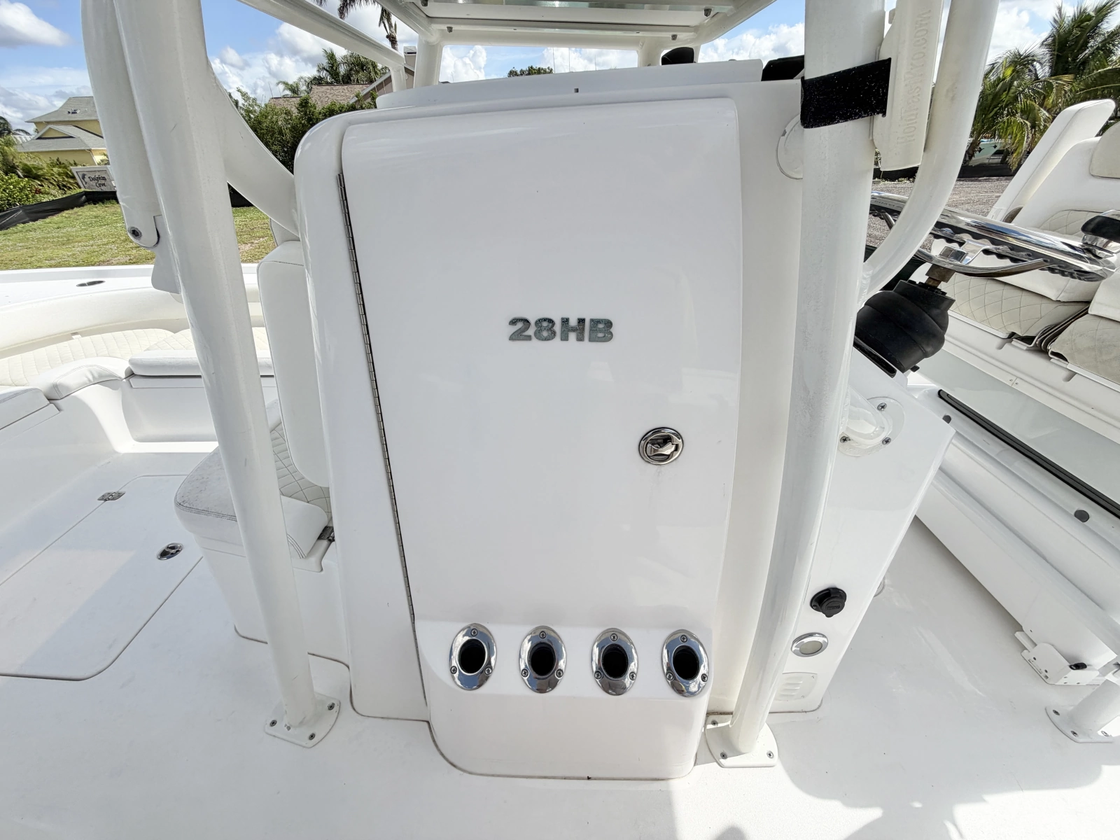 28ft Caymas Yacht For Sale