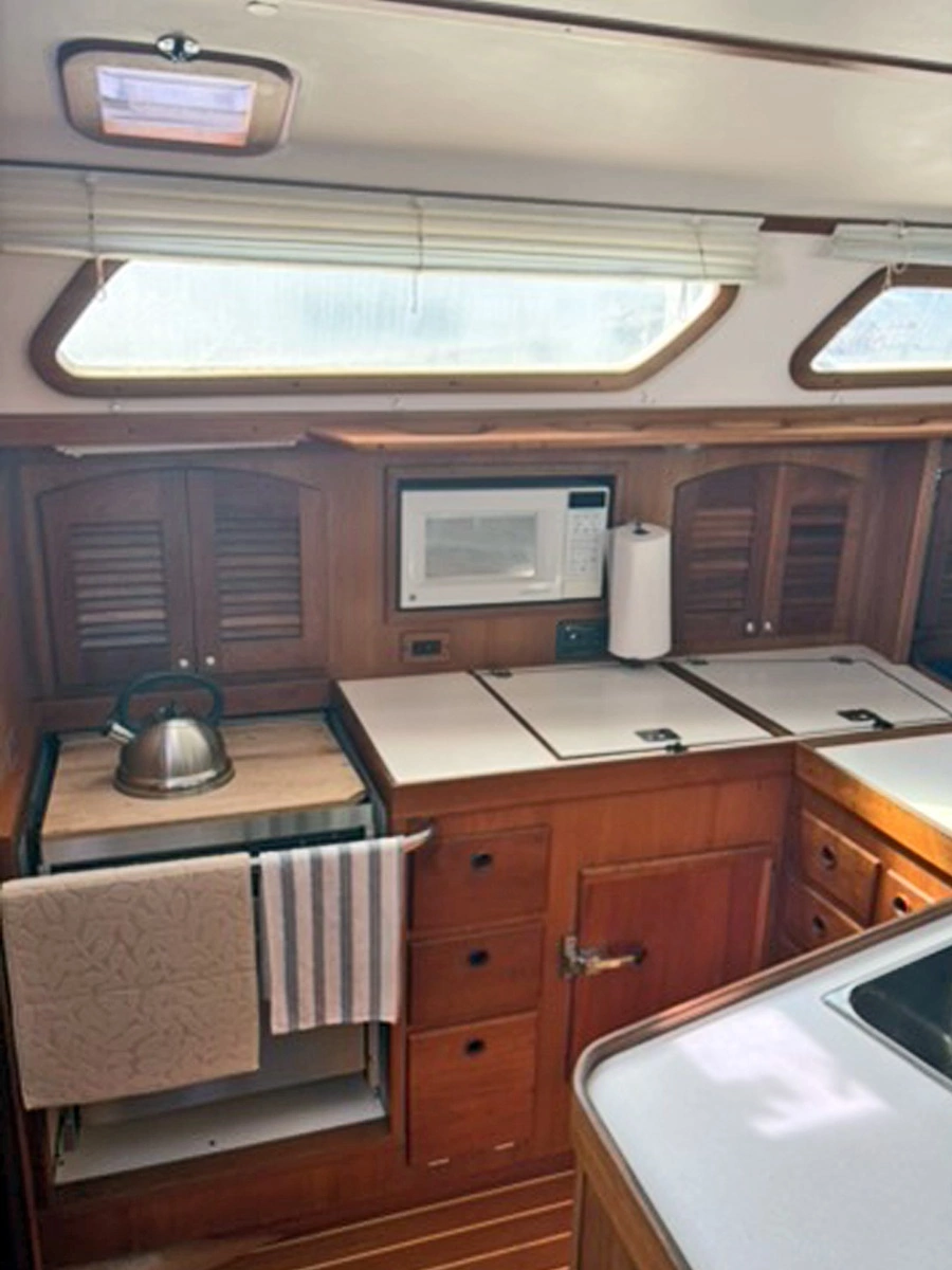 Galley, Port