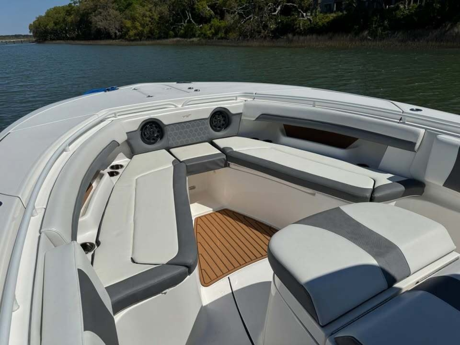 2018 Tidewater 320 CC
