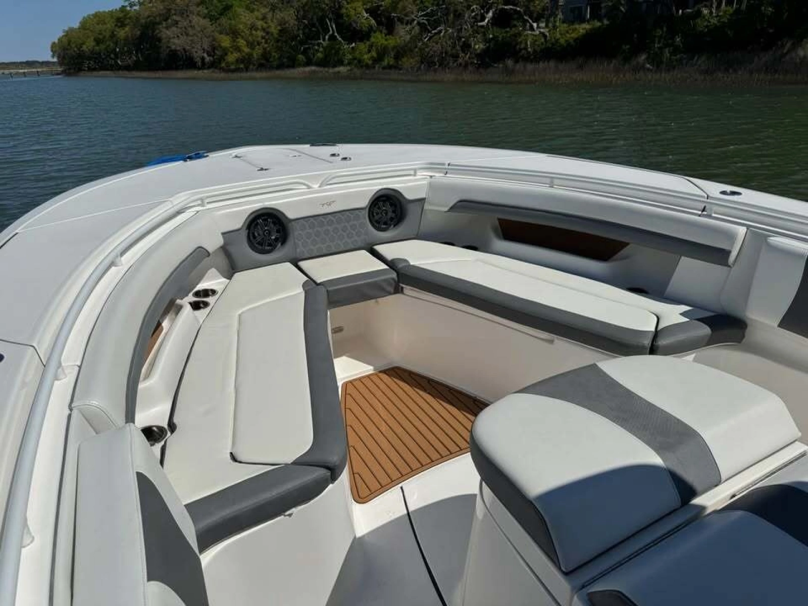 2018 Tidewater 320 CC