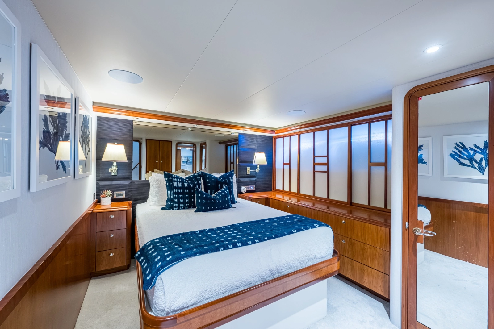 Westport 112 LILA CUY