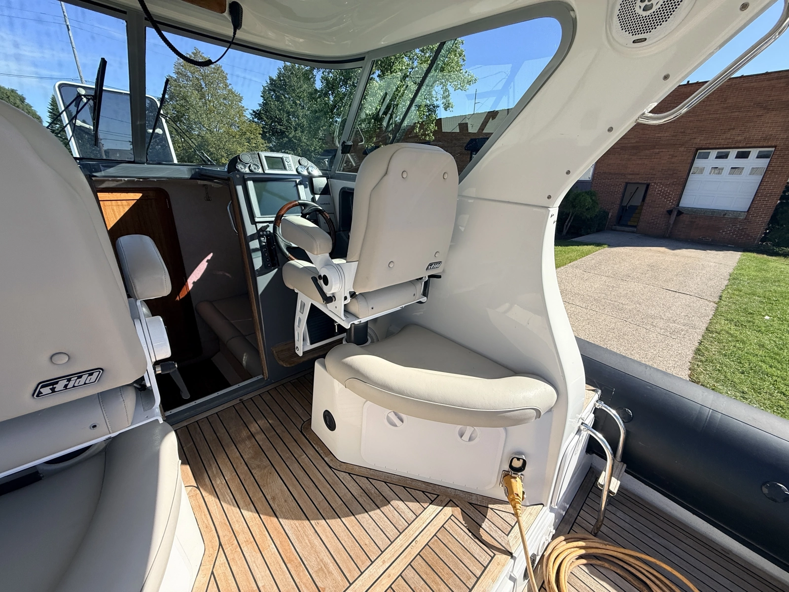 38ft Protector Yacht For Sale