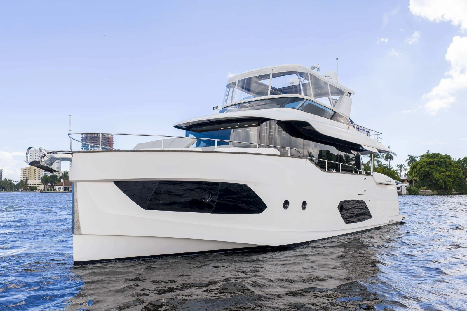 2022 Absolute Navetta 58