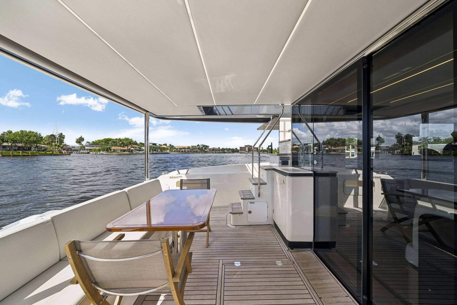 2022 Absolute Navetta 58