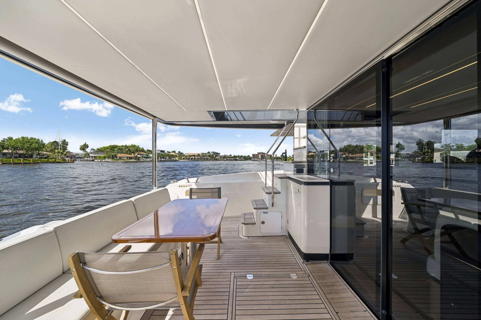 2022 Absolute Navetta 58