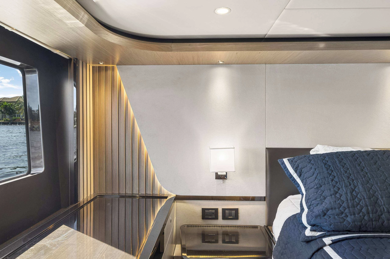 2022 Absolute Navetta 58