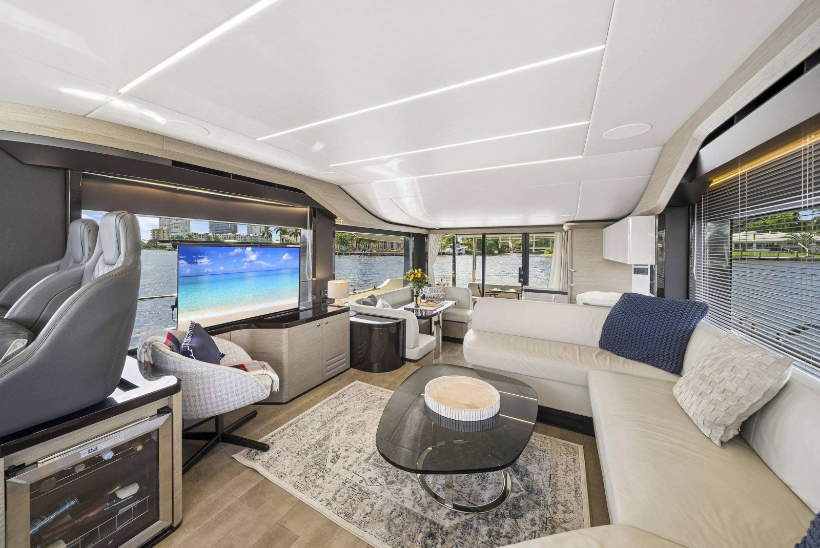 2022 Absolute Navetta 58