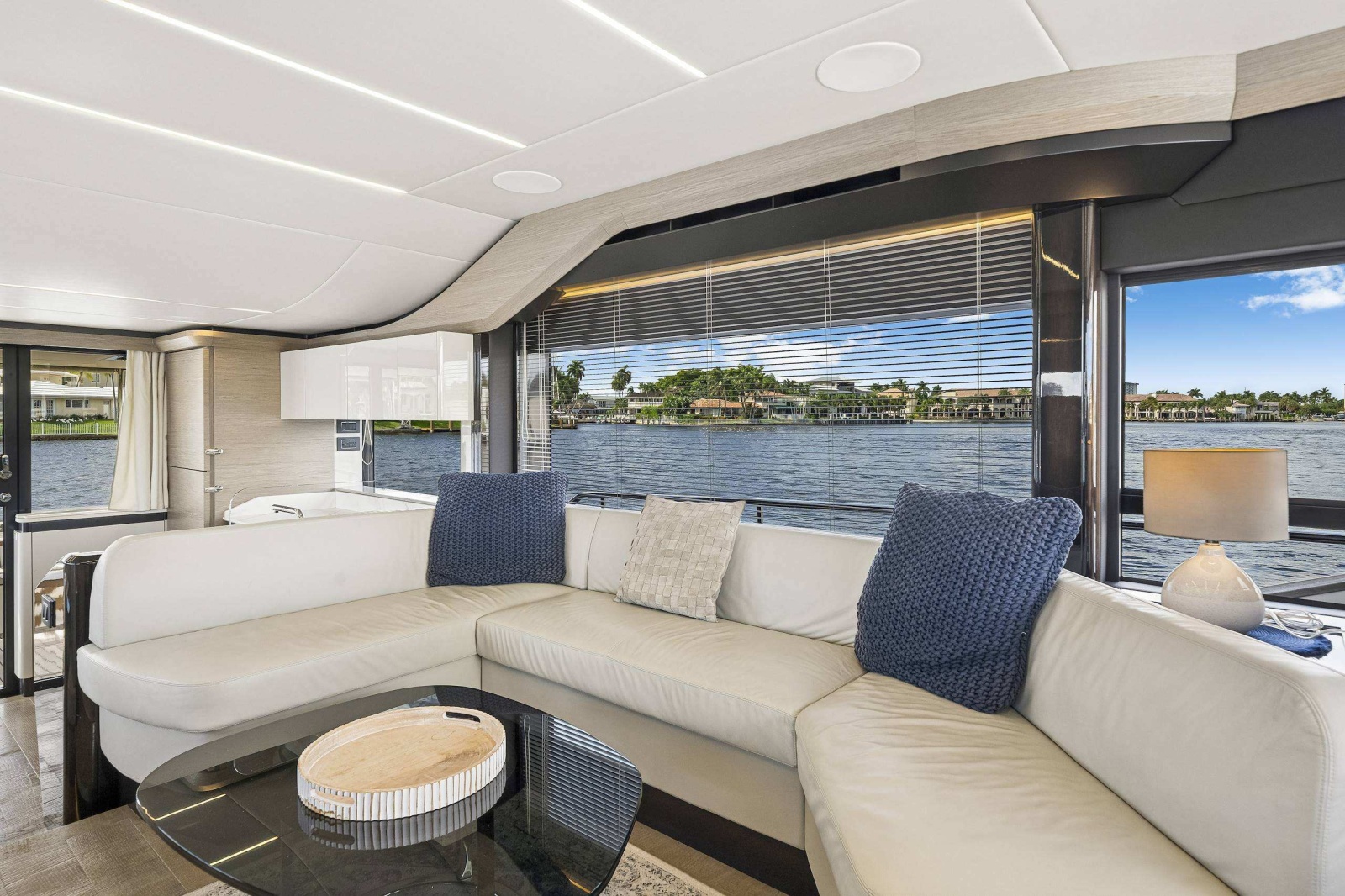 2022 Absolute Navetta 58