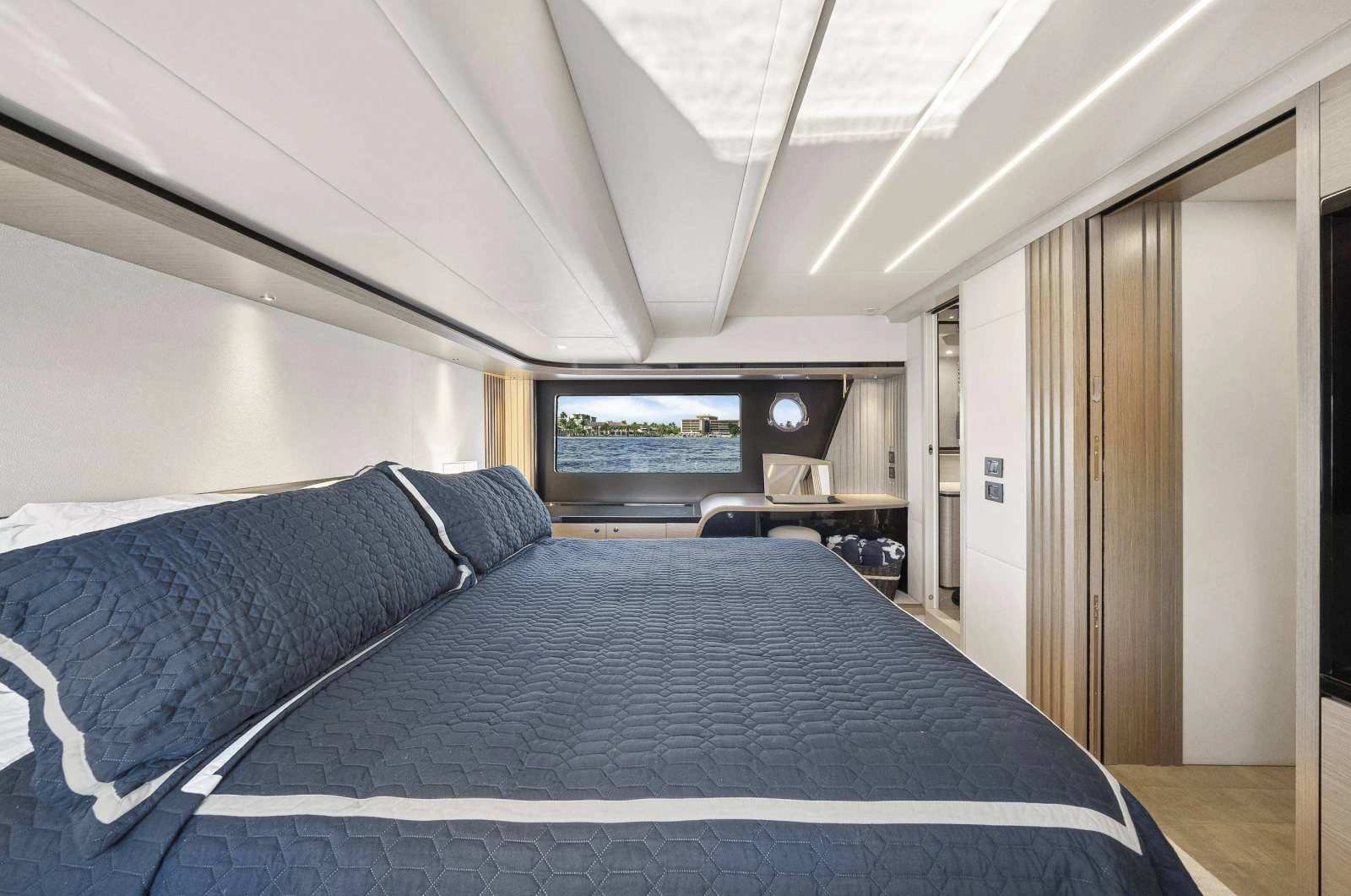 2022 Absolute Navetta 58