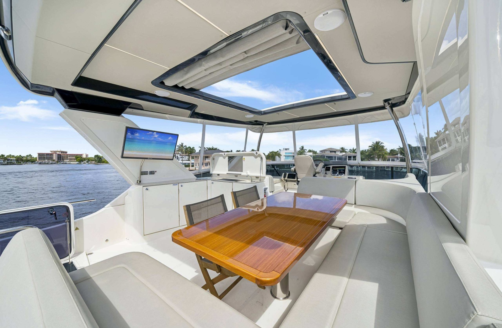 2022 Absolute Navetta 58