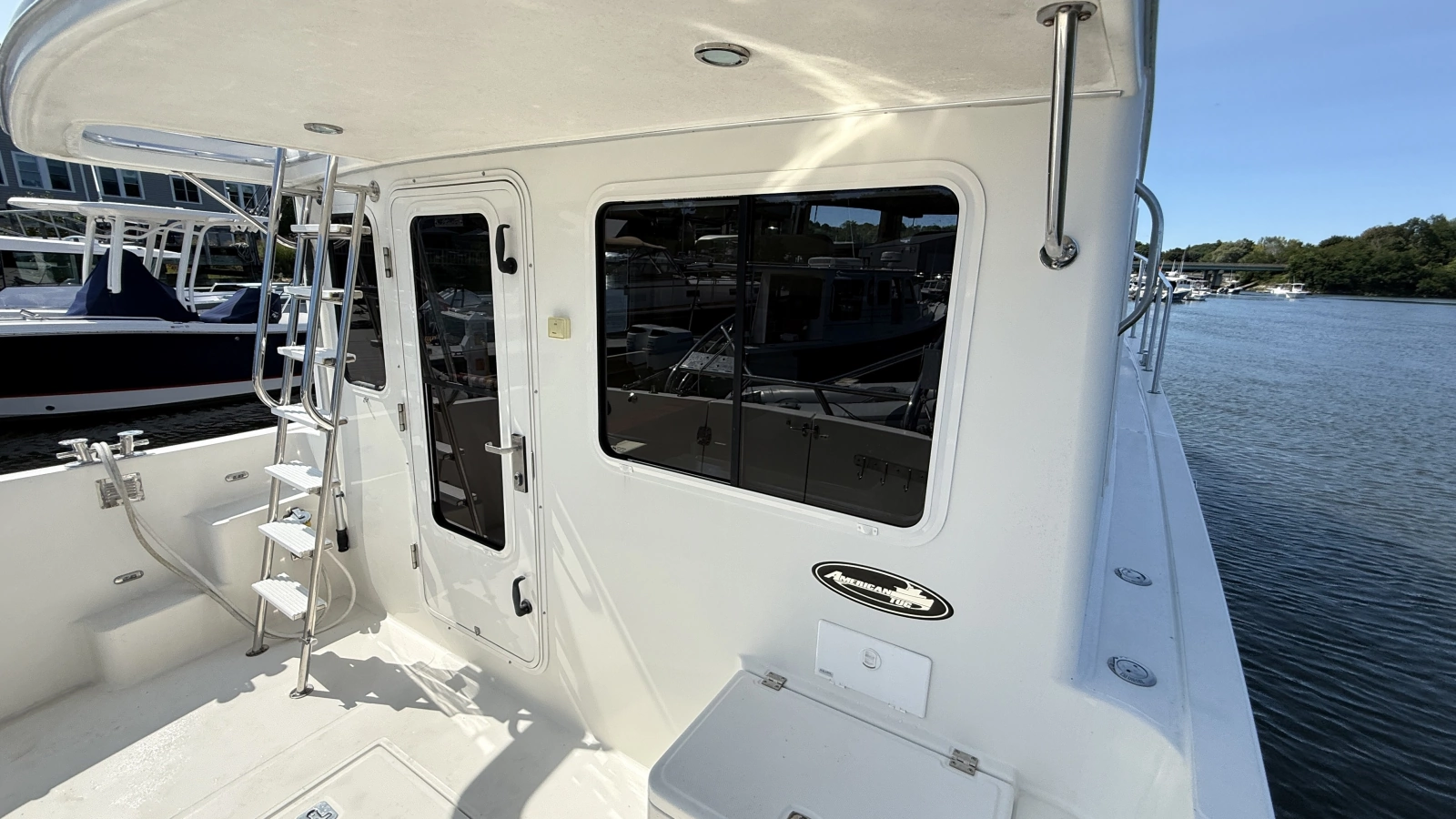 2012 American Tug 