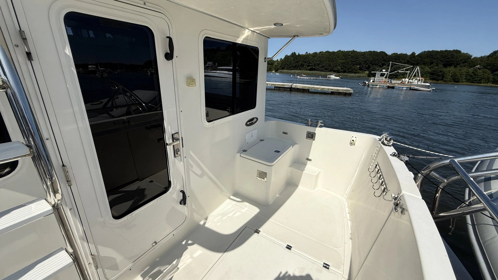 2012 American Tug 
