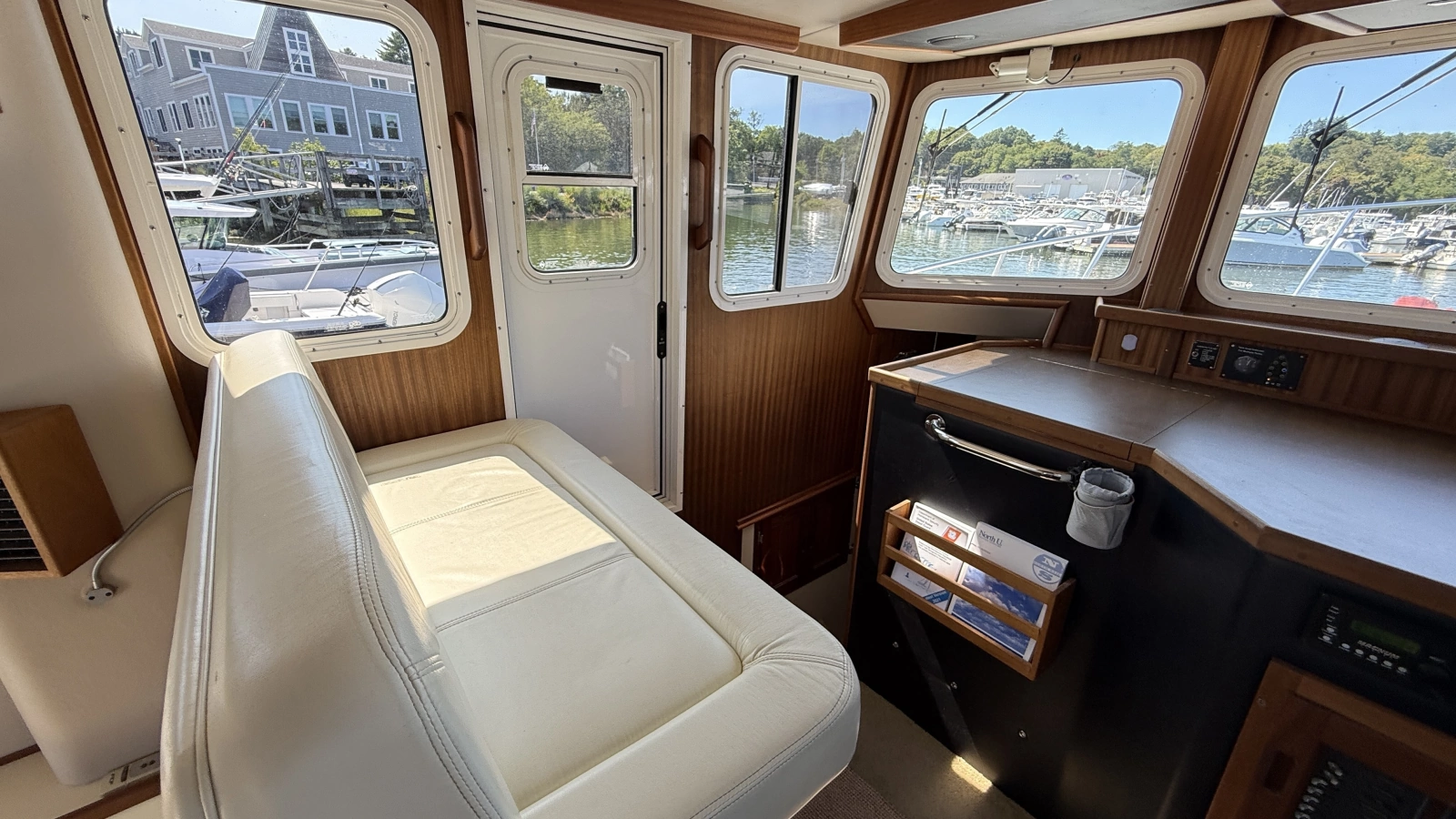 2012 American Tug 
